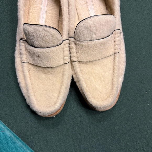 STUART WEITZMAN
Bromley Shearling Fur Loafers size 5.5 - Picture 14 of 16